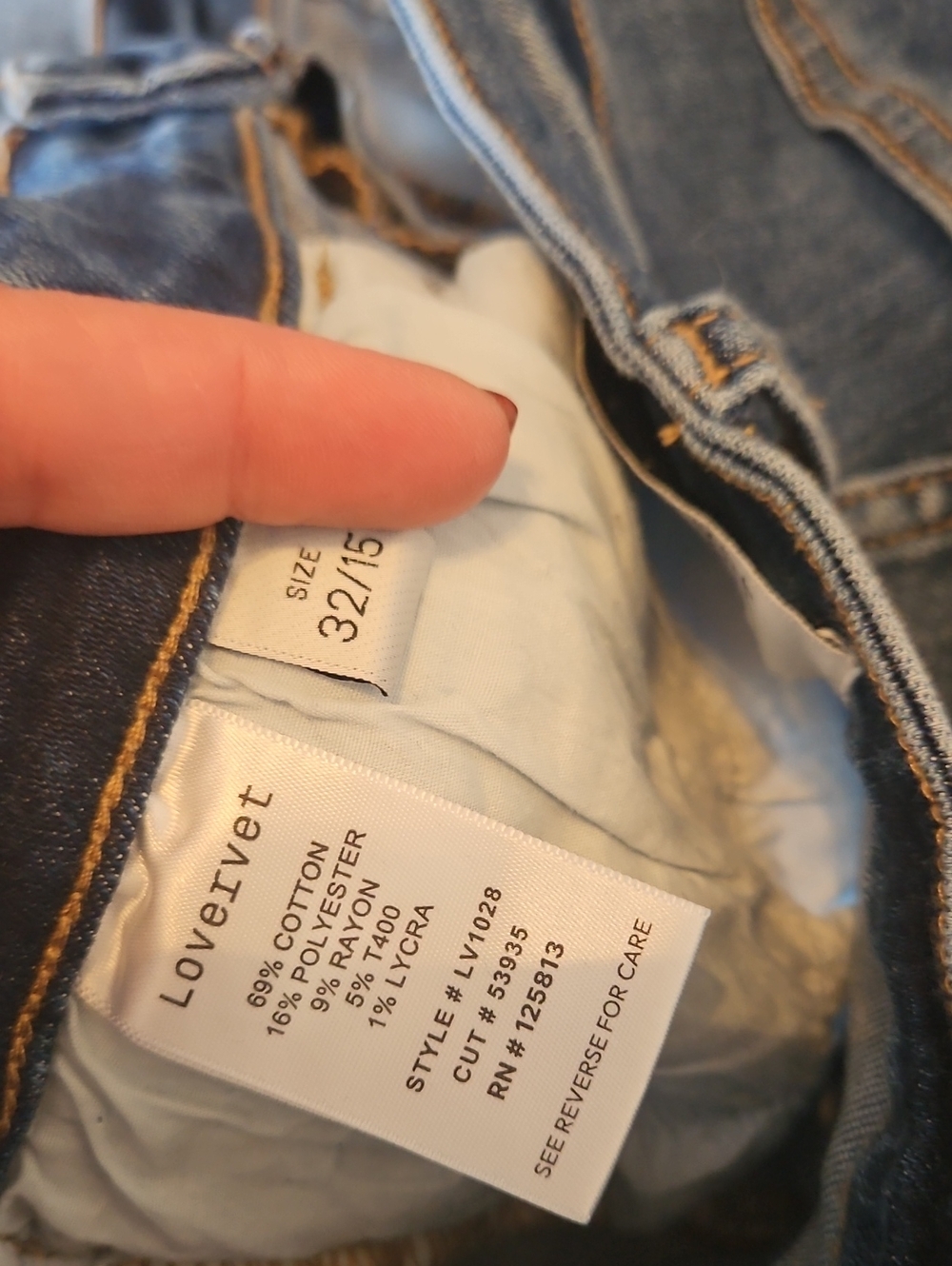 Like New Lovervet By Vervet Women’s Dark Blue Jeans - Picture 9 of 10